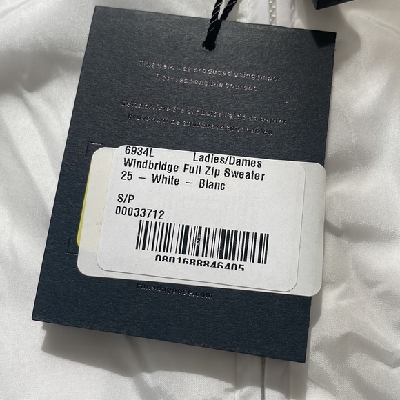 Canada Goose Windbridge Jacket in White - Picture 3 of 10